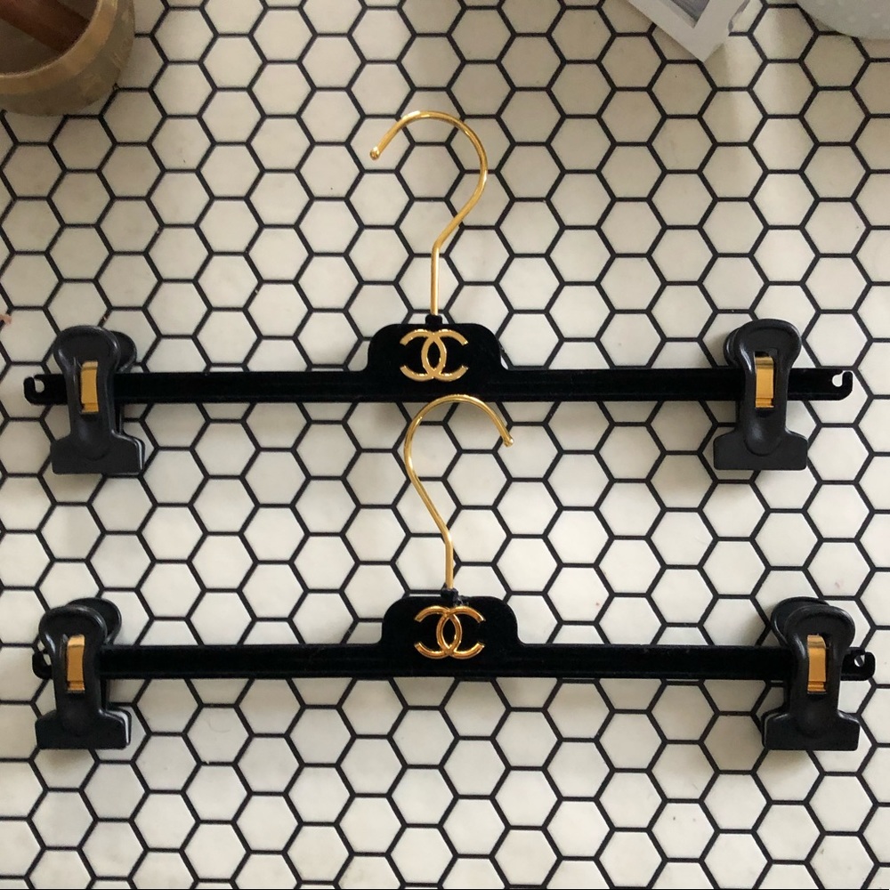 CHANEL Bottom Hanger